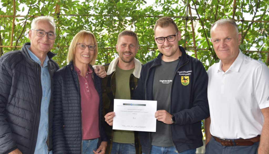Symbolische Scheckübergabe Gemeindejugendfeuerwehr, Vorstand, Tim Peters